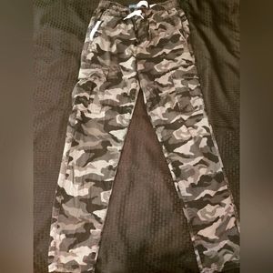 Camo Jeans, youth XXL, Brand new!